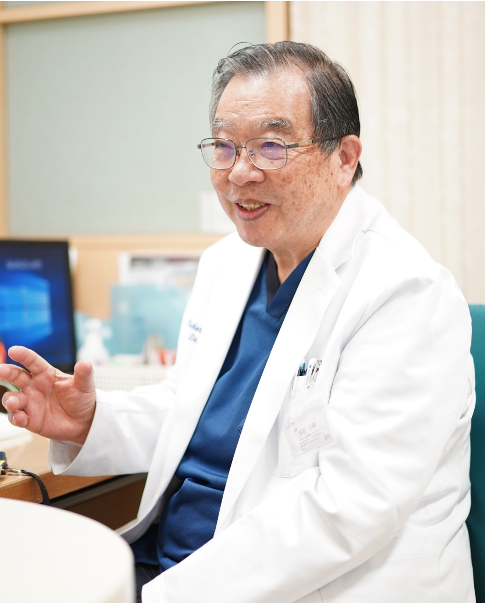 室谷 哲弥 院長